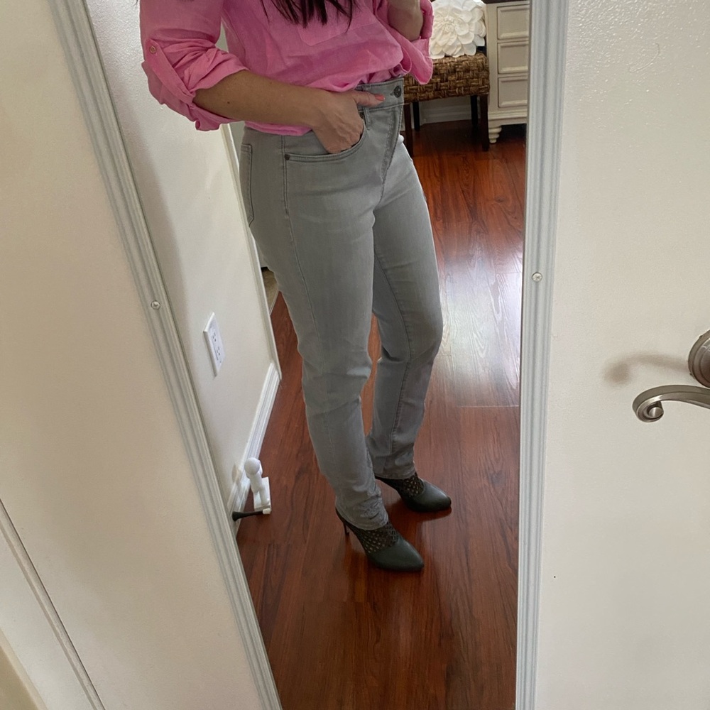 Chico's Embroidered Gray Straight Leg Jeans Size 0 - Picture 3 of 10